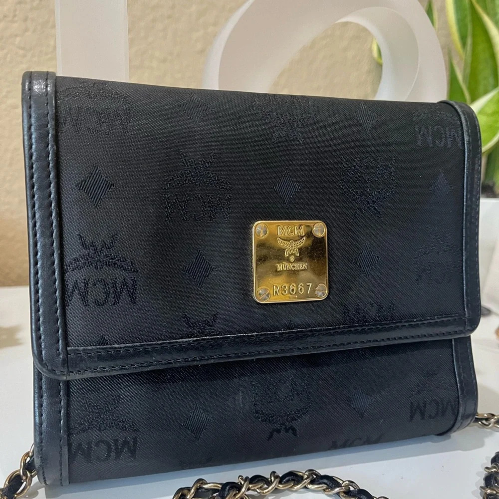 MCM Vintage Sling Bag - Picture 3 of 12